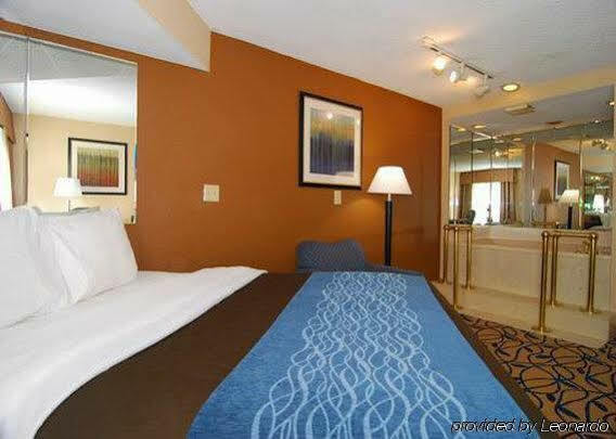 Inn Comfort Near I-57